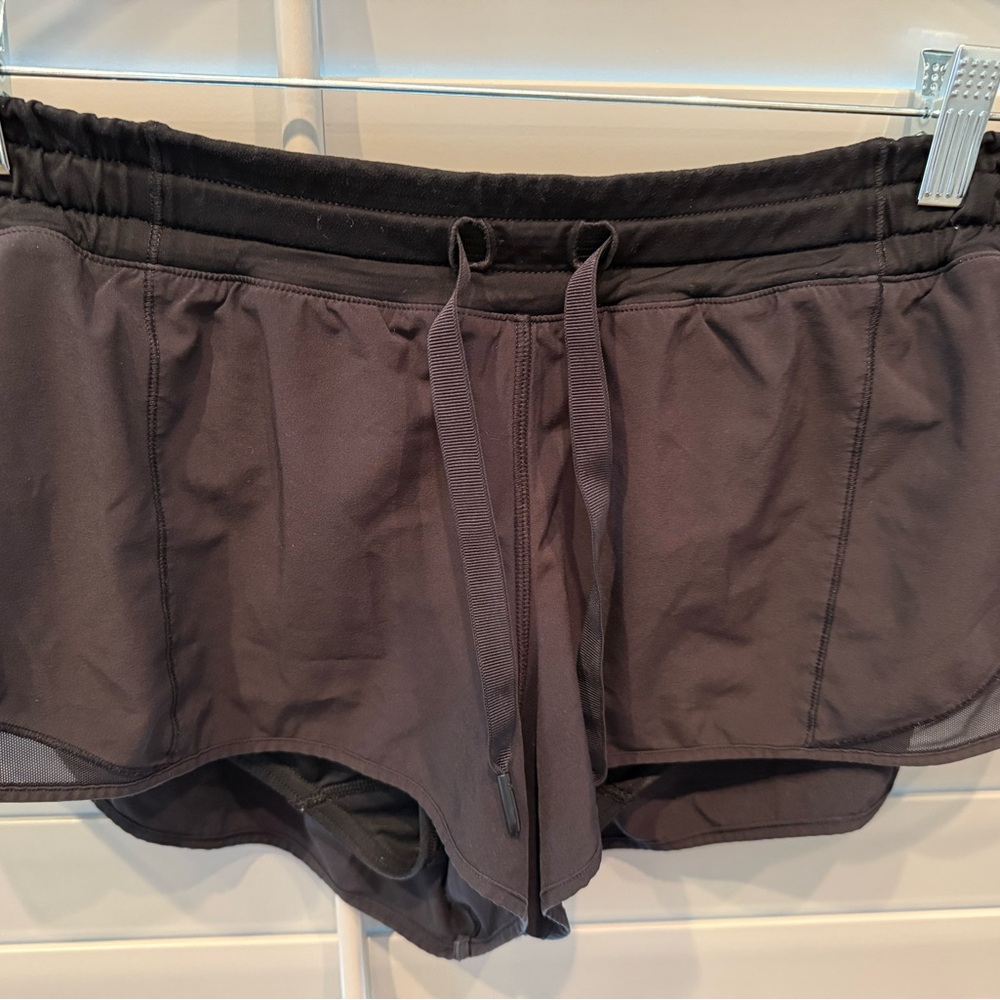 lululemon shorty shorts in  Black